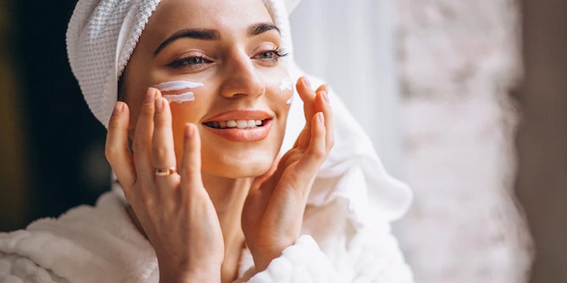 Skincare Tips: 8 Essential Tips for Healthy and Glowing Skin